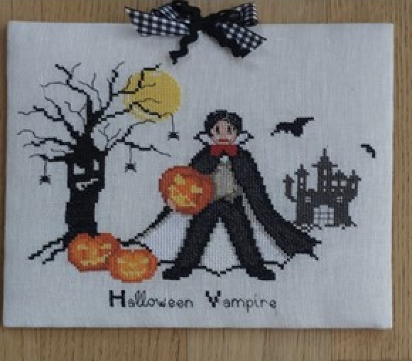 Halloween Vampire CV172 - Click Image to Close